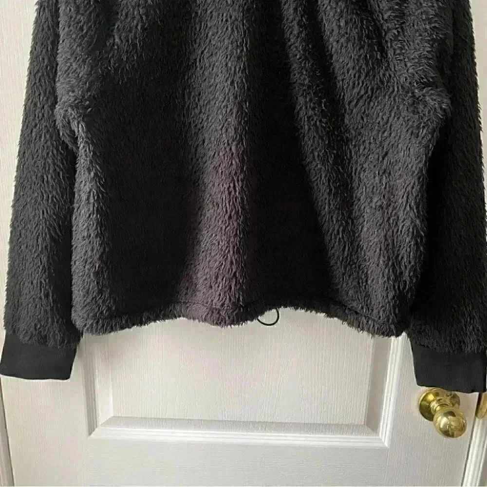 Calvin Klein Plush Sweater Cropped Fuzzy 1/4 Zip Pullover Black Size XL - Picture 8 of 16
